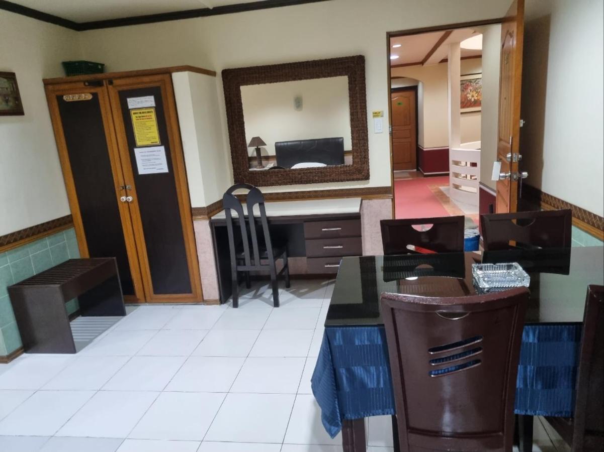 Clark Angeles Tiger Hotel Zewnętrze zdjęcie